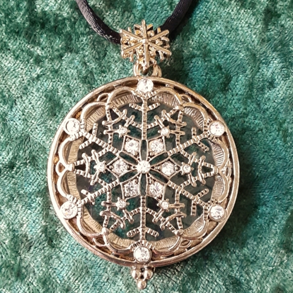 Pendant